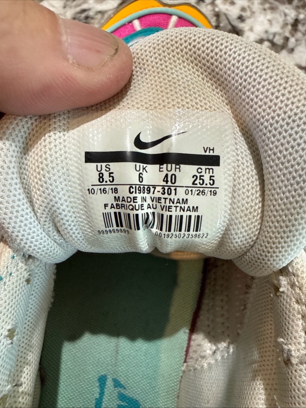 Nike womens Size 8.5 Pink, Yellow & Teal Athletic Sneakers - Picture 3 of 8
